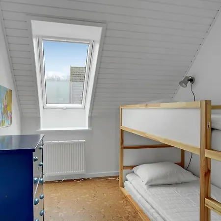Holiday home Lovely In With Wifi