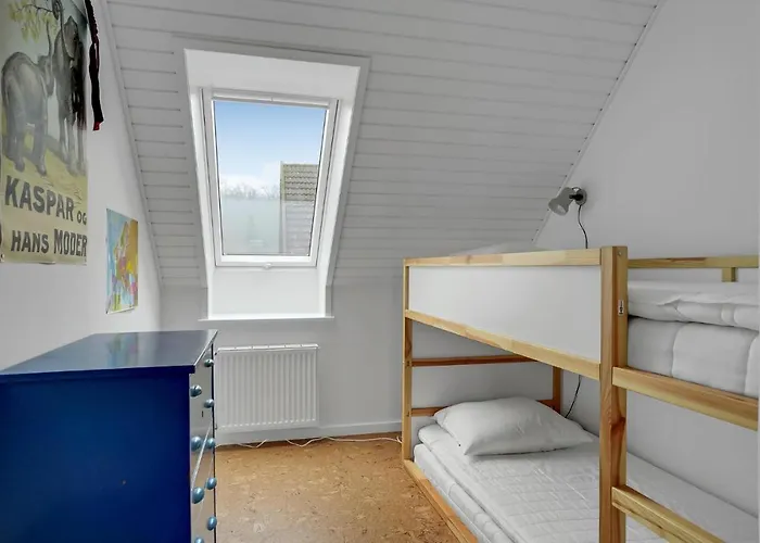 Vakantiehuis Lovely In With Wifi